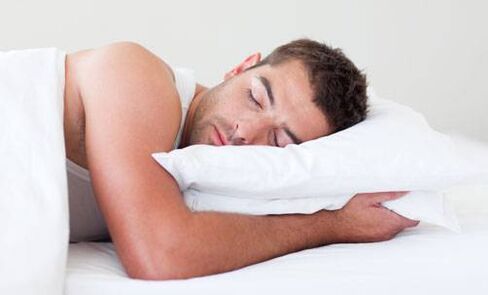 Media hora de descanso durante el día ayudará a aumentar la potencia masculina. 
