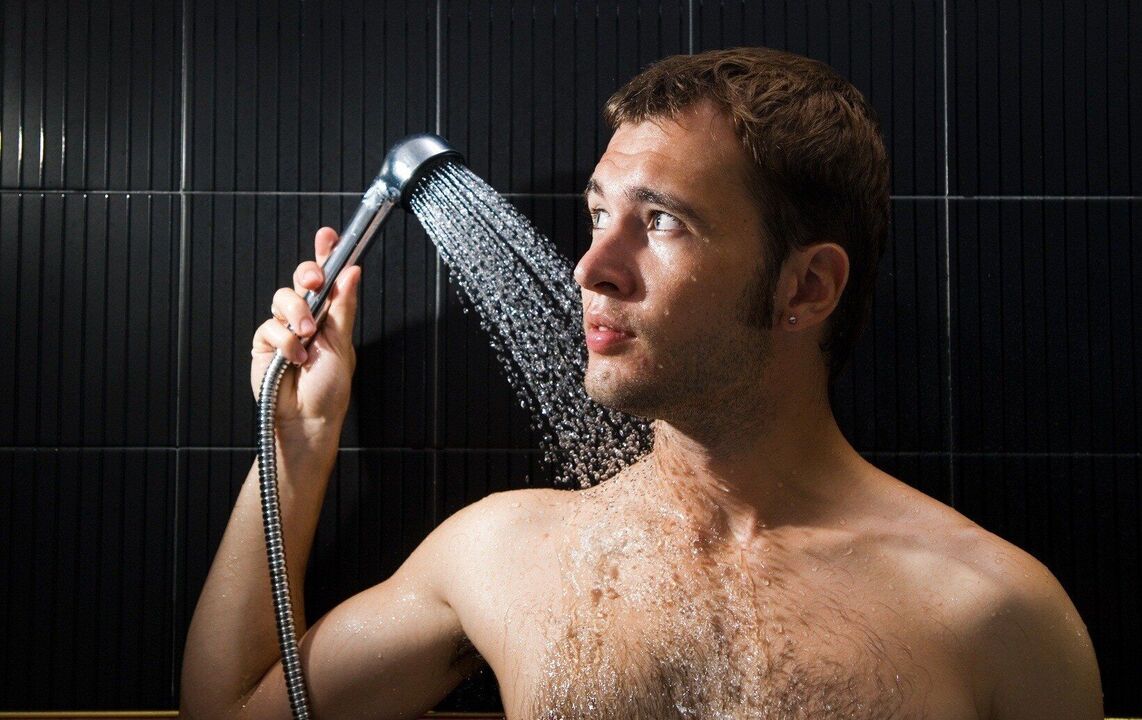 tomar una ducha con flujo abundante cuando está excitado
